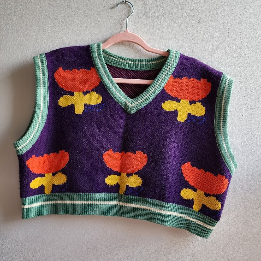 Vintage Colorful Vest. Size Large